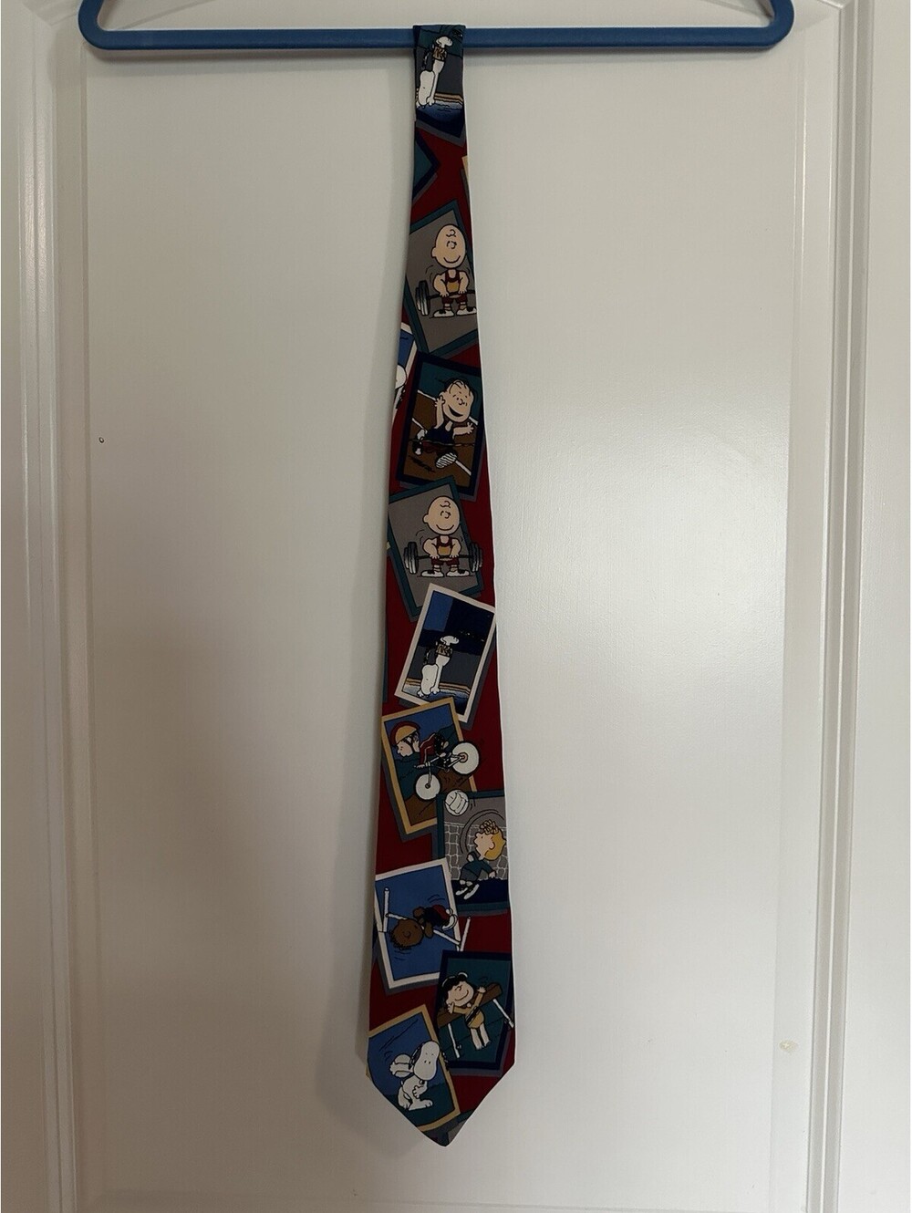 Peanuts Snoopy Friends, The Games Of Life Vintage Silk Necktie